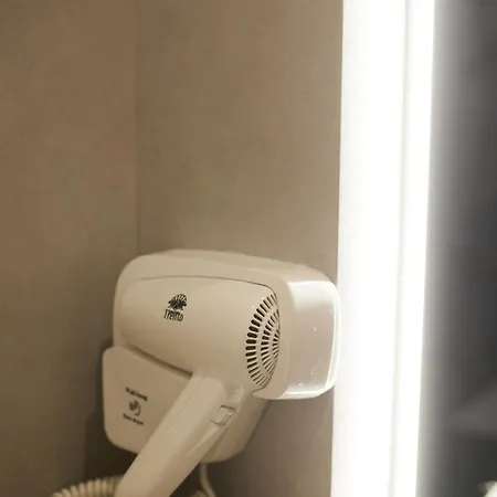 Hotel apartamentowy Acropolis *