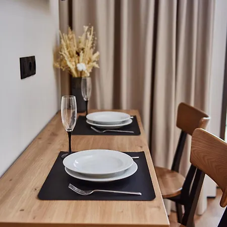 Acropolis Aparthotel 4*