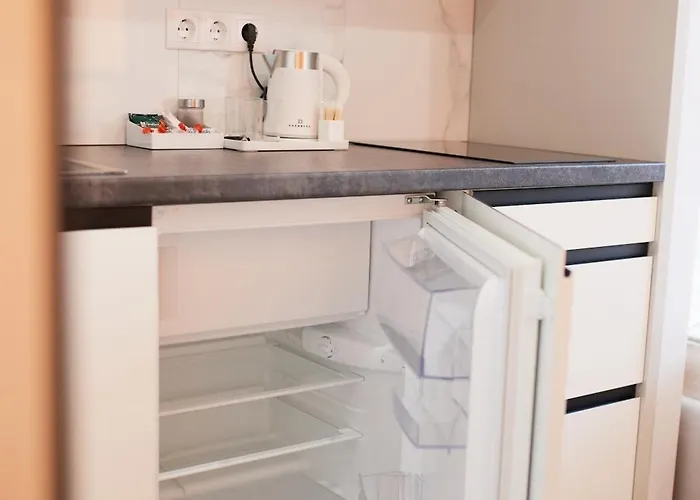 Acropolis Apartmanhotel 4*