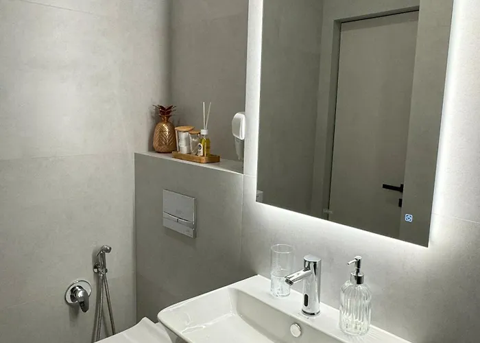 Acropolis Apart-hotel 4*