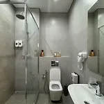 Acropolis 4*