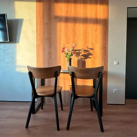 Acropolis Aparthotel 4*